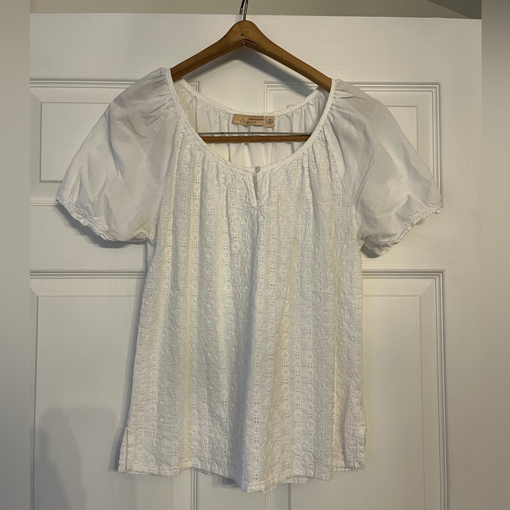 Choices White Eyelet Puff Sleeve Peasant Blouse
